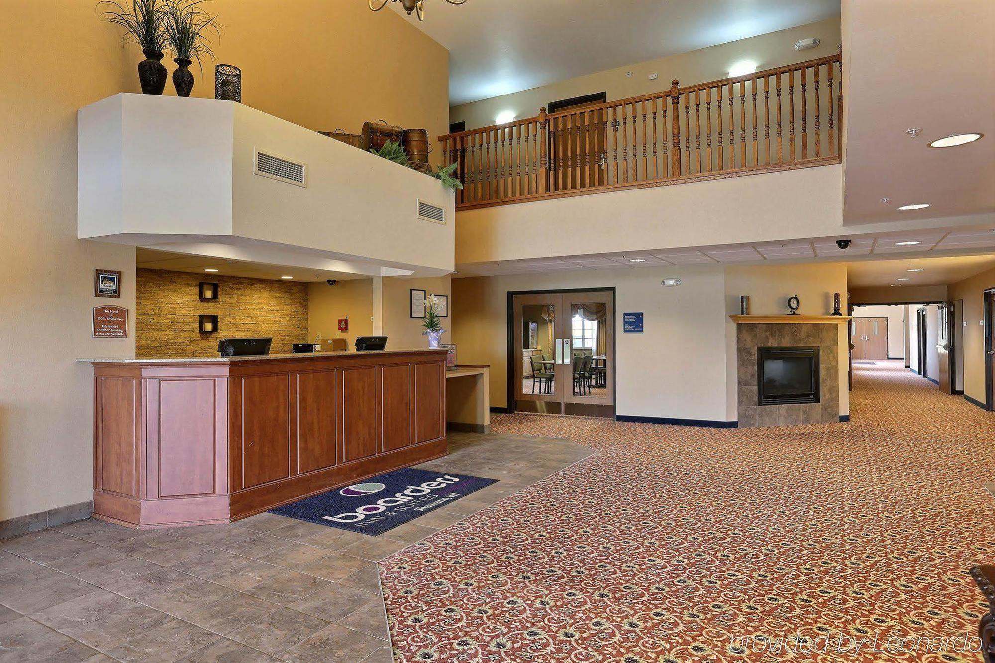 Boarders Inn & Suites By Cobblestone Hotels - Shawano Exterior photo